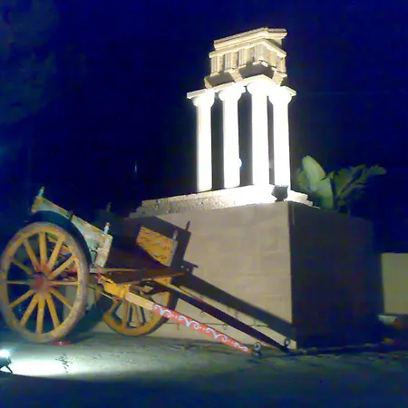 לינה וארוחת בוקר Jolanda & Carmelo Villaggio Mosè